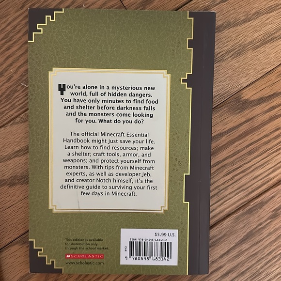 Scholastic MINECRAFT (3 books)  Handbooks: Construction, Redstone, Essential - Picture 10 of 12